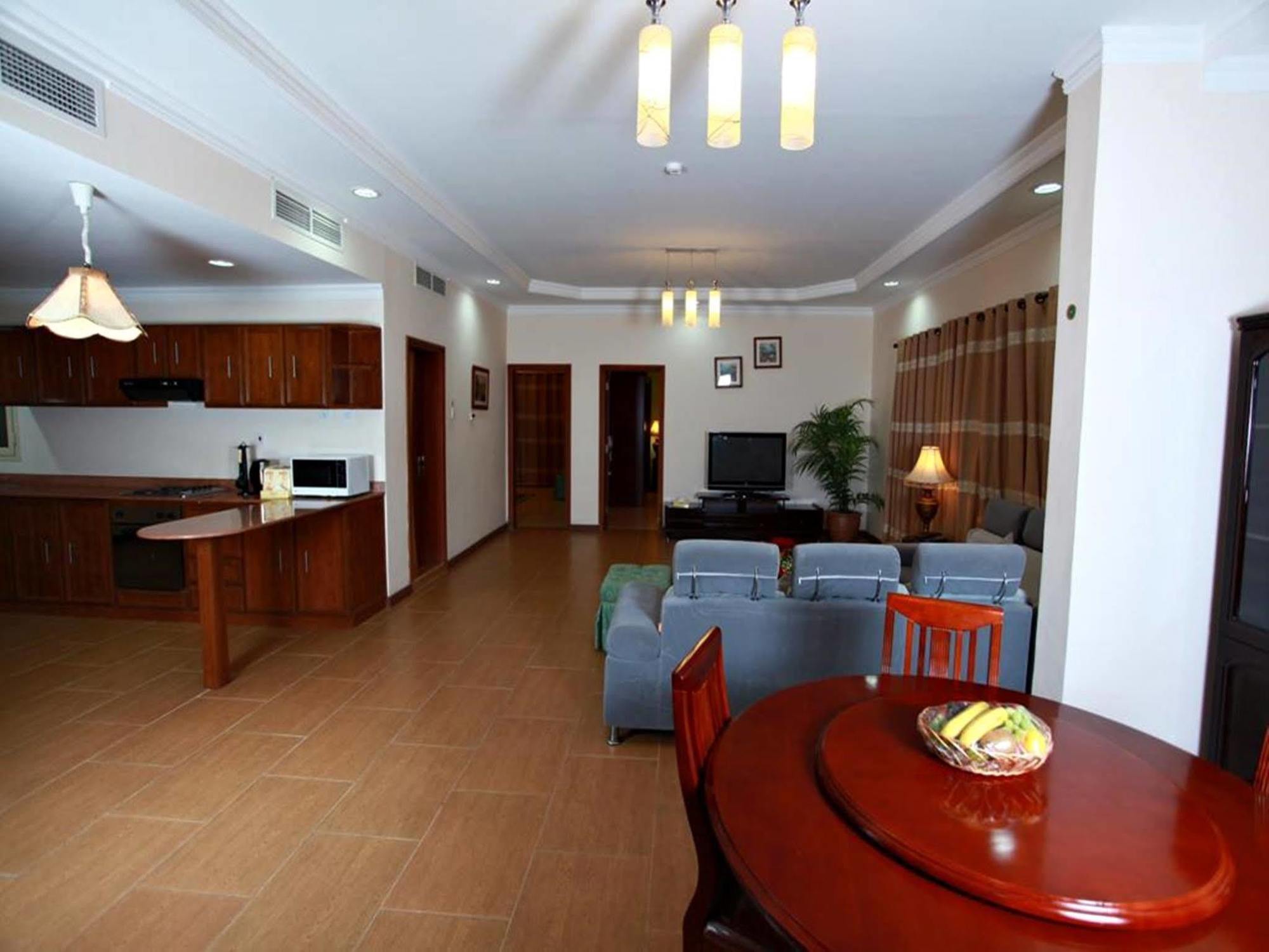 Ramee 4 Aparthotel